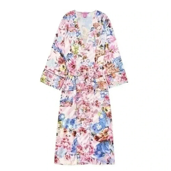 Victoria Secret x Mary Katrantzou Floral
Stripe Satin Kimono Robe size S - Picture 1 of 5